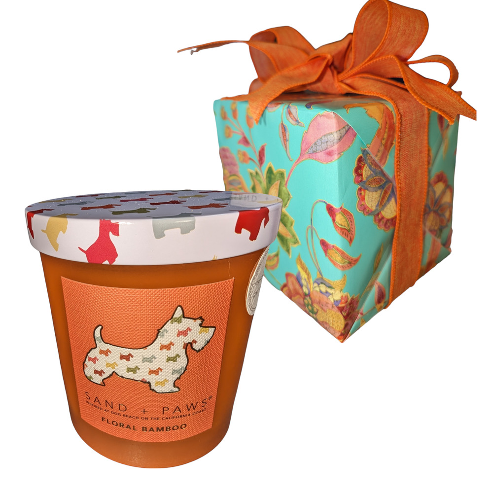 Sand + Paws Scottie Dog Candle - Gift wrapped!
